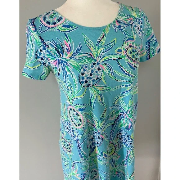 Lilly Pulitzer Pineapple Turtle Print V Neck Criss Cross Short Sleeve Dress‎ - Picture 2 of 10